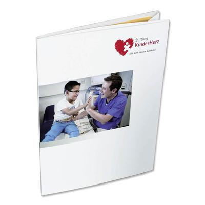 6 Seiten Laschenmappe Stiftung Kinderherz