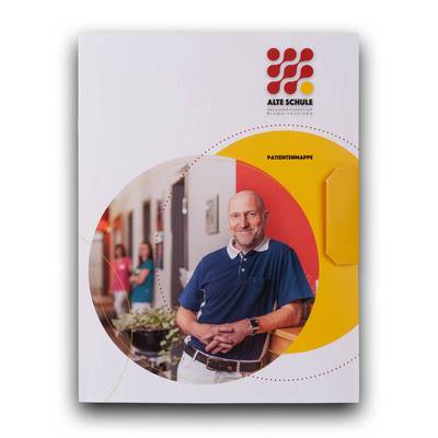 Patientenmappe mit Fächern